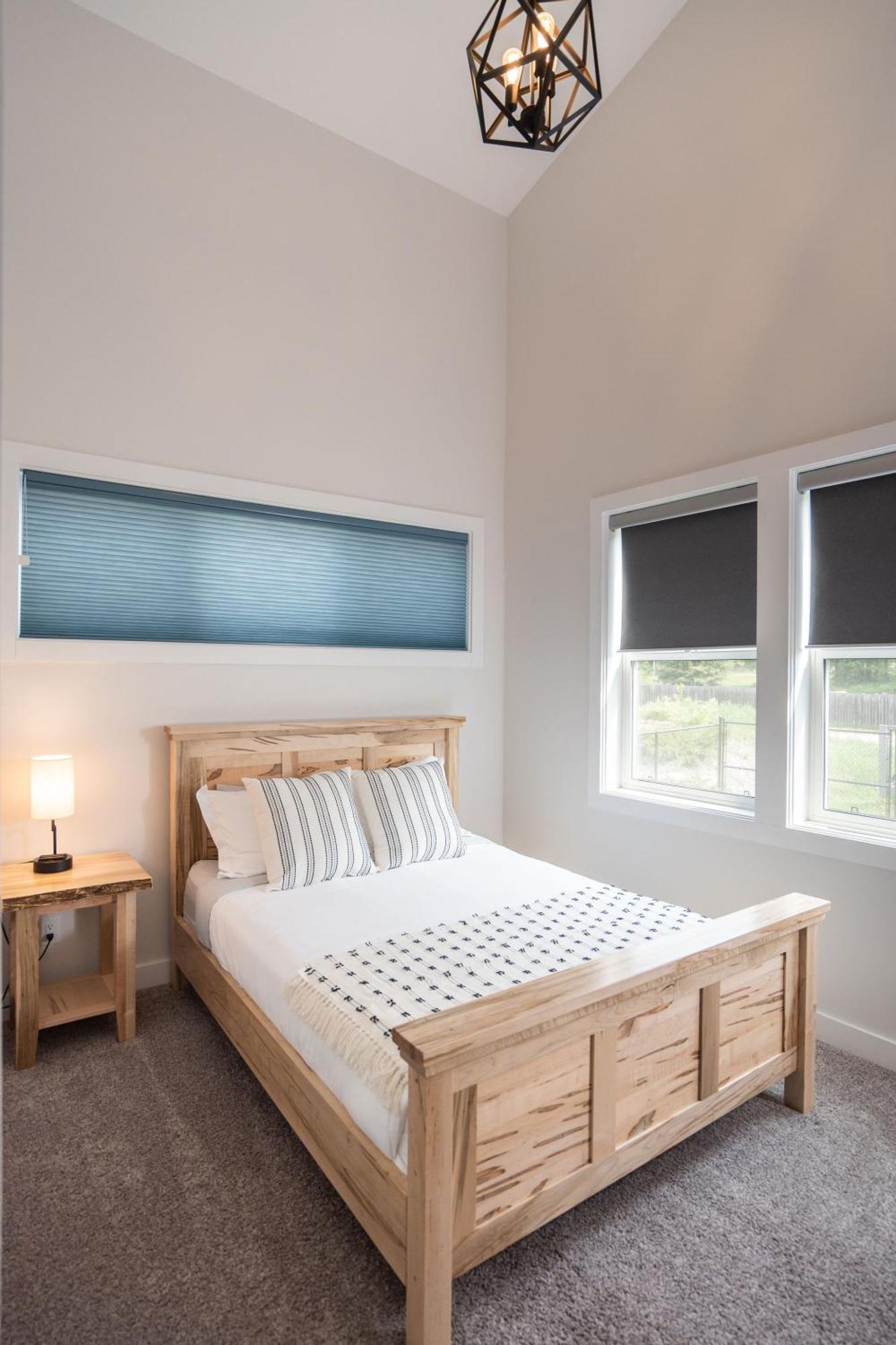 Mountain Dreams - Revelstoke Home Near Rmr מראה חיצוני תמונה